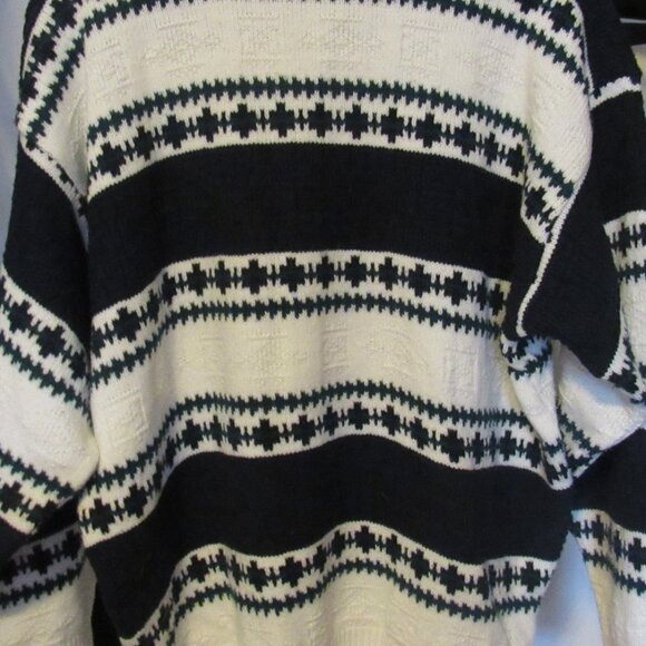 Vintage Club International by Tip Top Crew Neck Sweater Size M - Picture 6 of 6